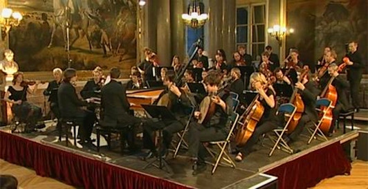 Versalles recupera su glorioso pasado musical