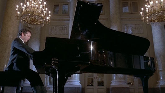 Daniel Barenboim performs Beethoven's Sonata No. 30