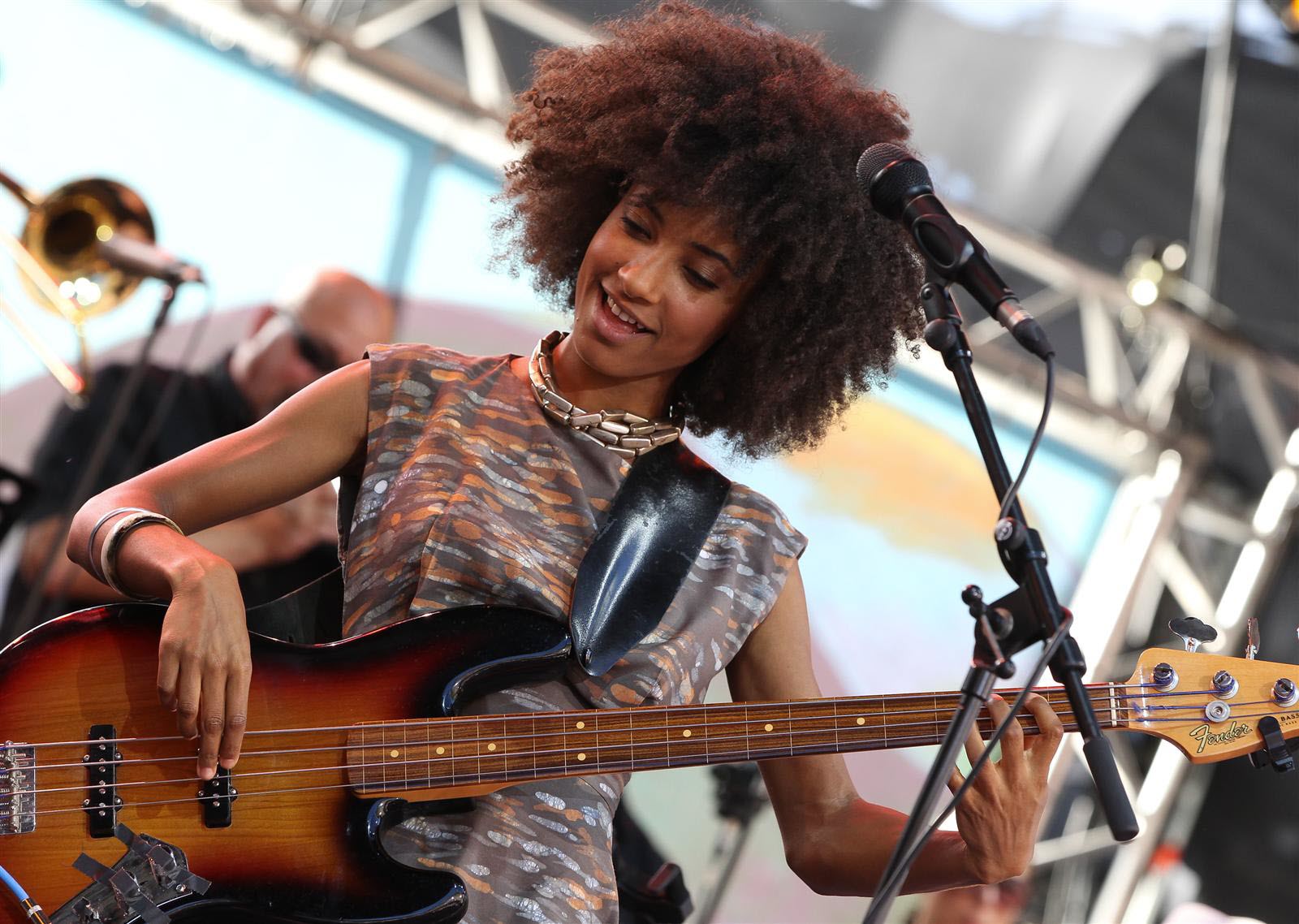 Esperanza Spalding "Radio Music Society"