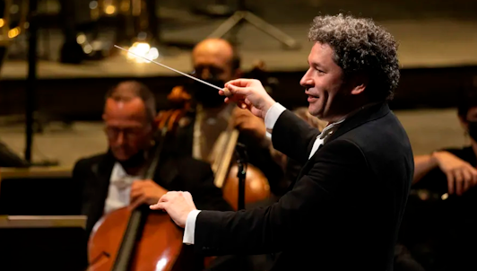 Gustavo Dudamel dirige la Symphonie n° 9 de Mahler