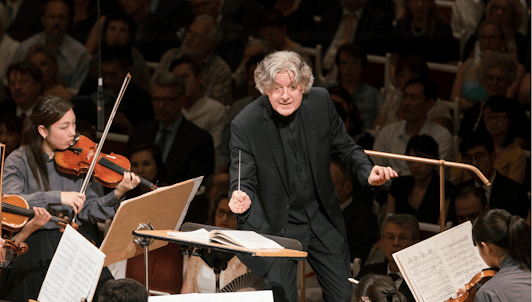 James Judd dirige la Symphonie n°1 de Mahler