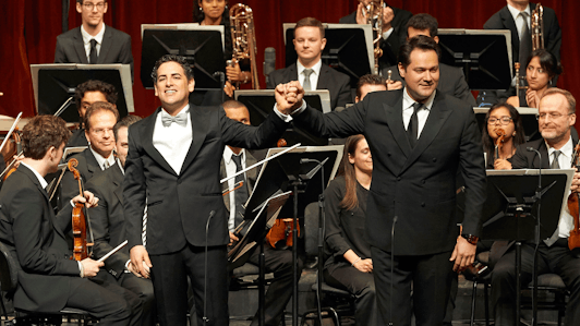 Juan Diego Flórez and Friends sing for "Sinfonia por el Perú"