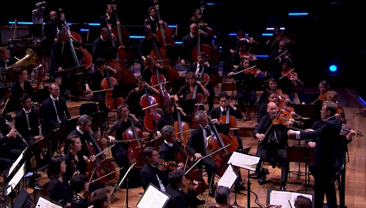Daniel Harding dirige Berio, Stravinski, Widmann et Debussy — Avec London Voices