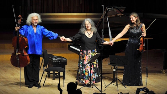 Martha Argerich, Janine Jansen, Mischa Maisky, Yoav Levanon y Elisabeth Leonskaja interpretan Liszt, Grieg, Haydn y Mendelssohn