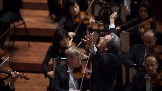 Michael Tilson Thomas conducts his own works