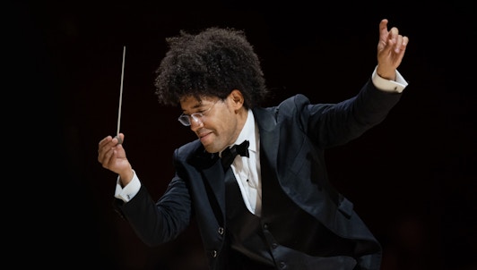 Rafael Payare conducts Beethoven and Shostakovich