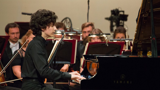Роман Борисов исполняет Концерт для фортепиано с оркестром ре минор № 1 Брамса, соч. 15