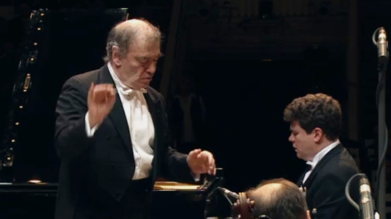 Concert Valery Gergiev conducts Tchaikovsky: All three piano concerti – With Denis Matsuev - medici.tv
