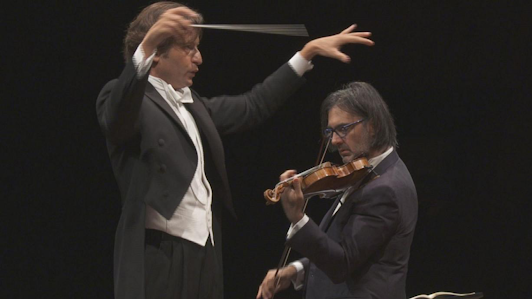 Le virtuose du violon Leonidas Kavakos sublime Stravinsky